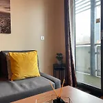 City Centre - Chinatown 1Bed Apt
