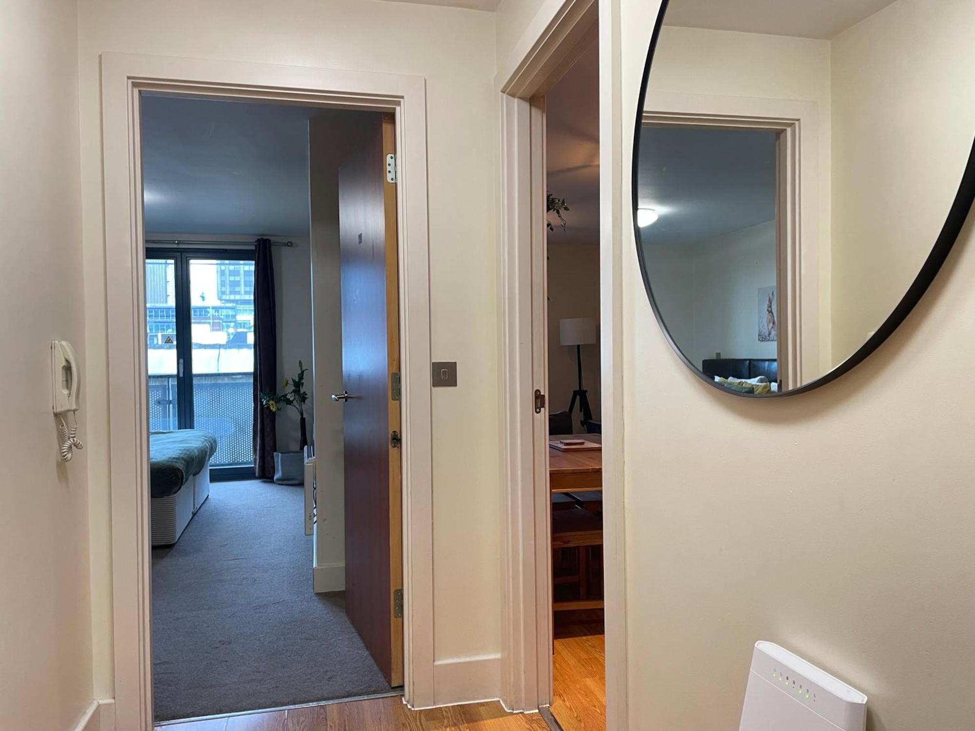 Apartment Centre - Chinatown 1bed